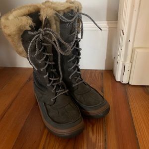 Women’s Merrell Snow Boots